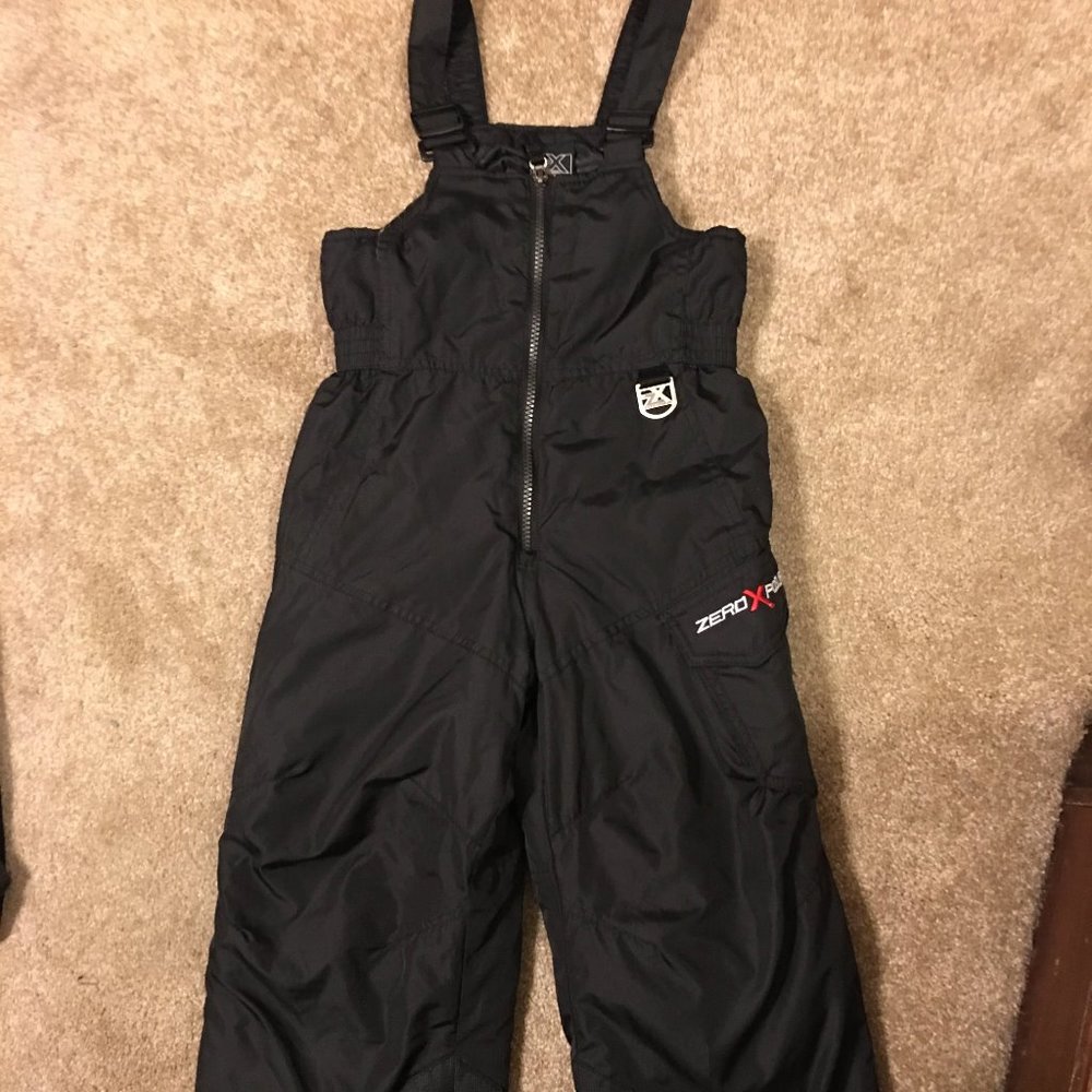 ONE PIECE SNOWSUIT SIZE BOYS 4T